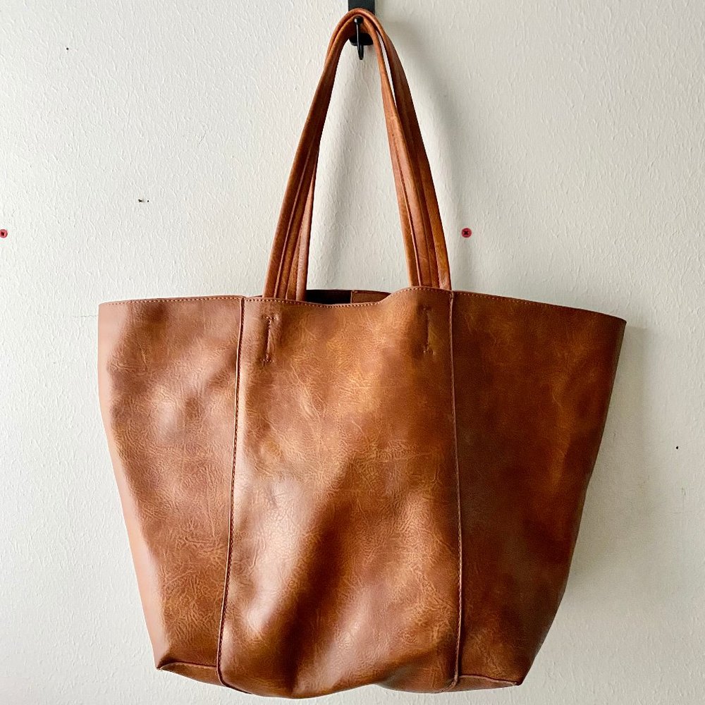 Brown Faux Leather Tote With Matching Makeup Bag
